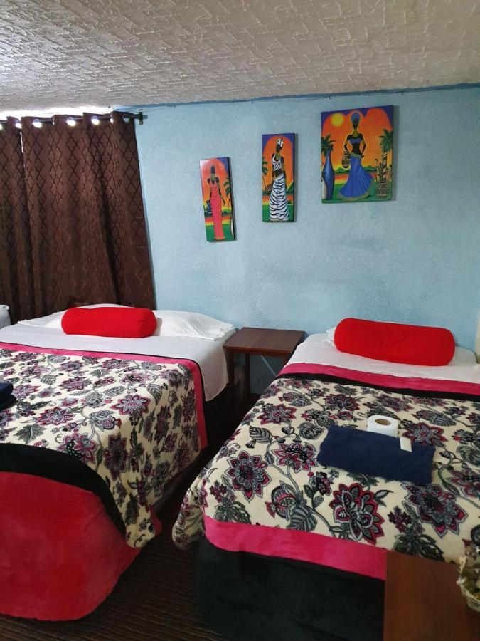 Hotel Kasa Kamelot 2 Quetzaltenango Exterior foto