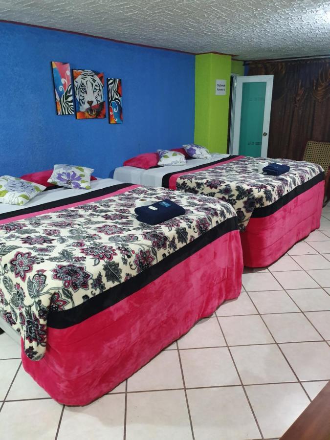 Hotel Kasa Kamelot 2 Quetzaltenango Exterior foto
